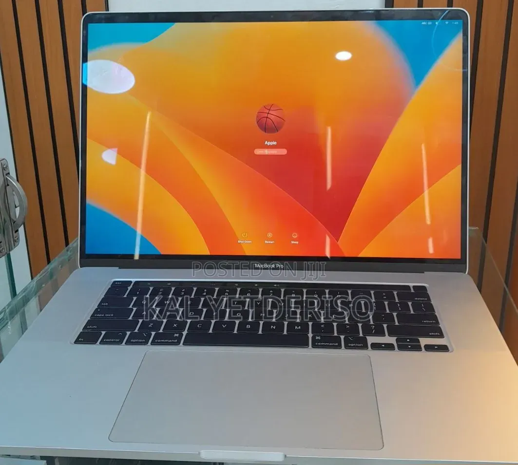 New Laptop Apple MacBook Pro 2019 32GB Intel Core i5 SSD 1T