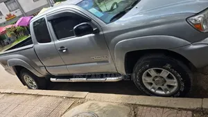 Toyota Tacoma 2012 Silver