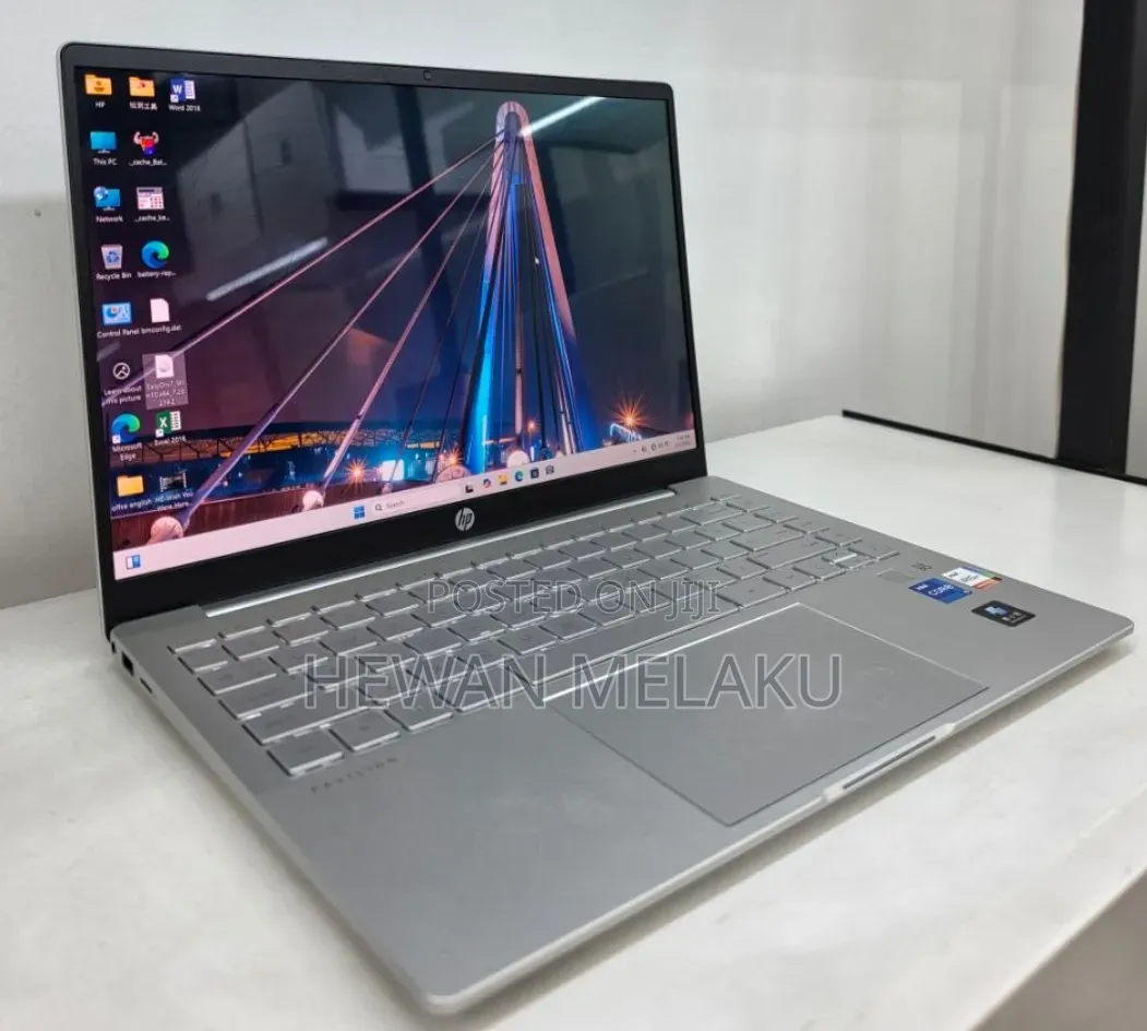 New Laptop HP Pavilion 14 16GB Intel Core i5 SSD 512GB