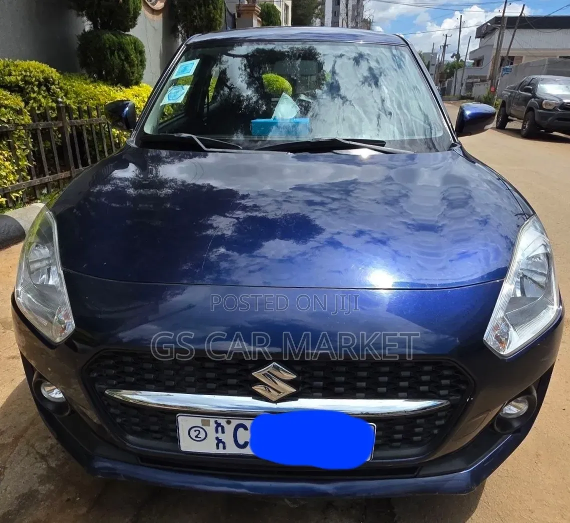 Suzuki Swift 2022 Blue