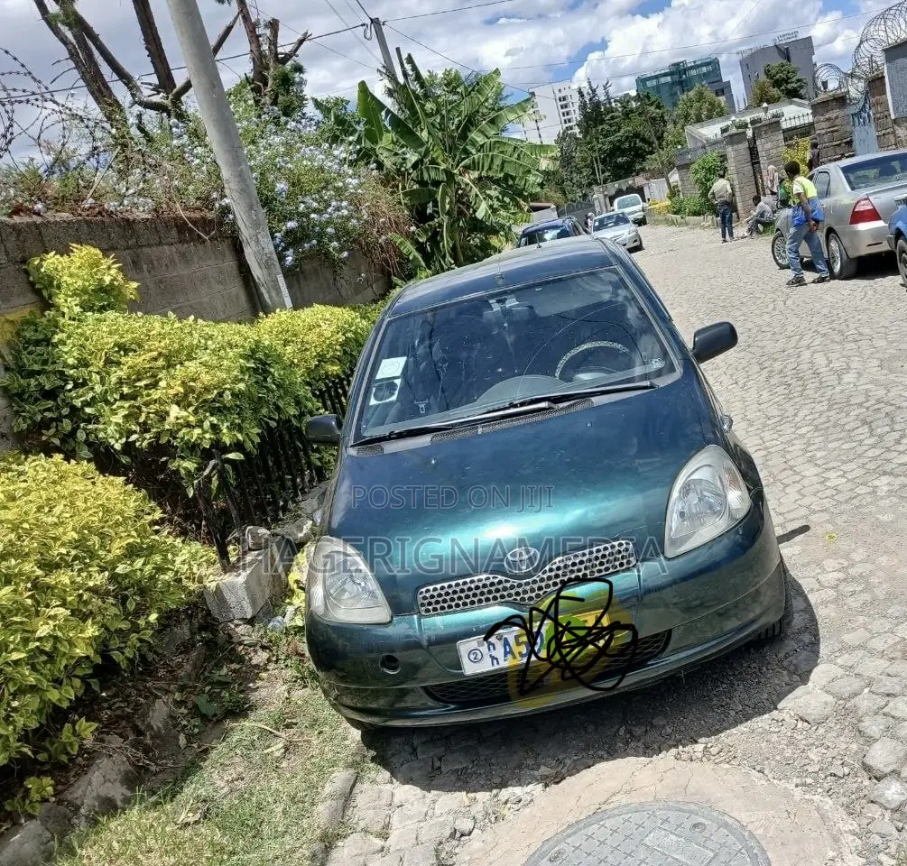 Toyota Yaris 1.4 2002 Green