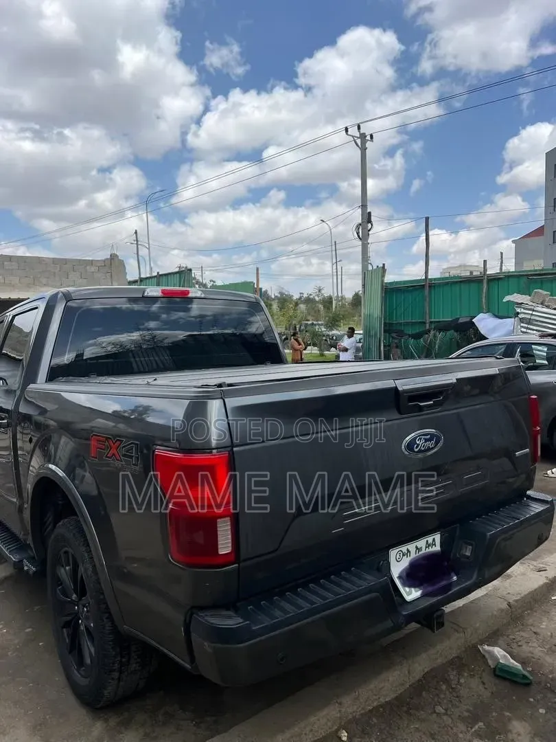 Ford F-150 2022 Black