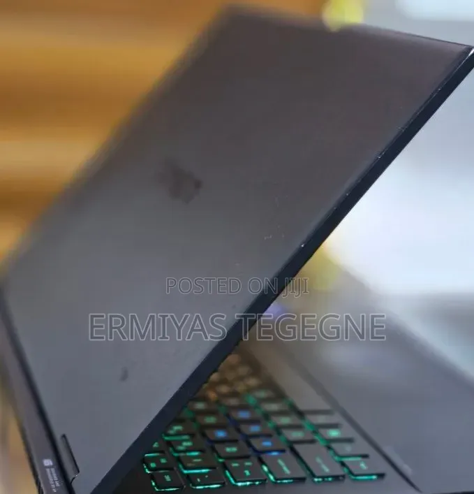 New Laptop HP OmniBook 7 14" 16GB Intel Core i7 SSD 512GB