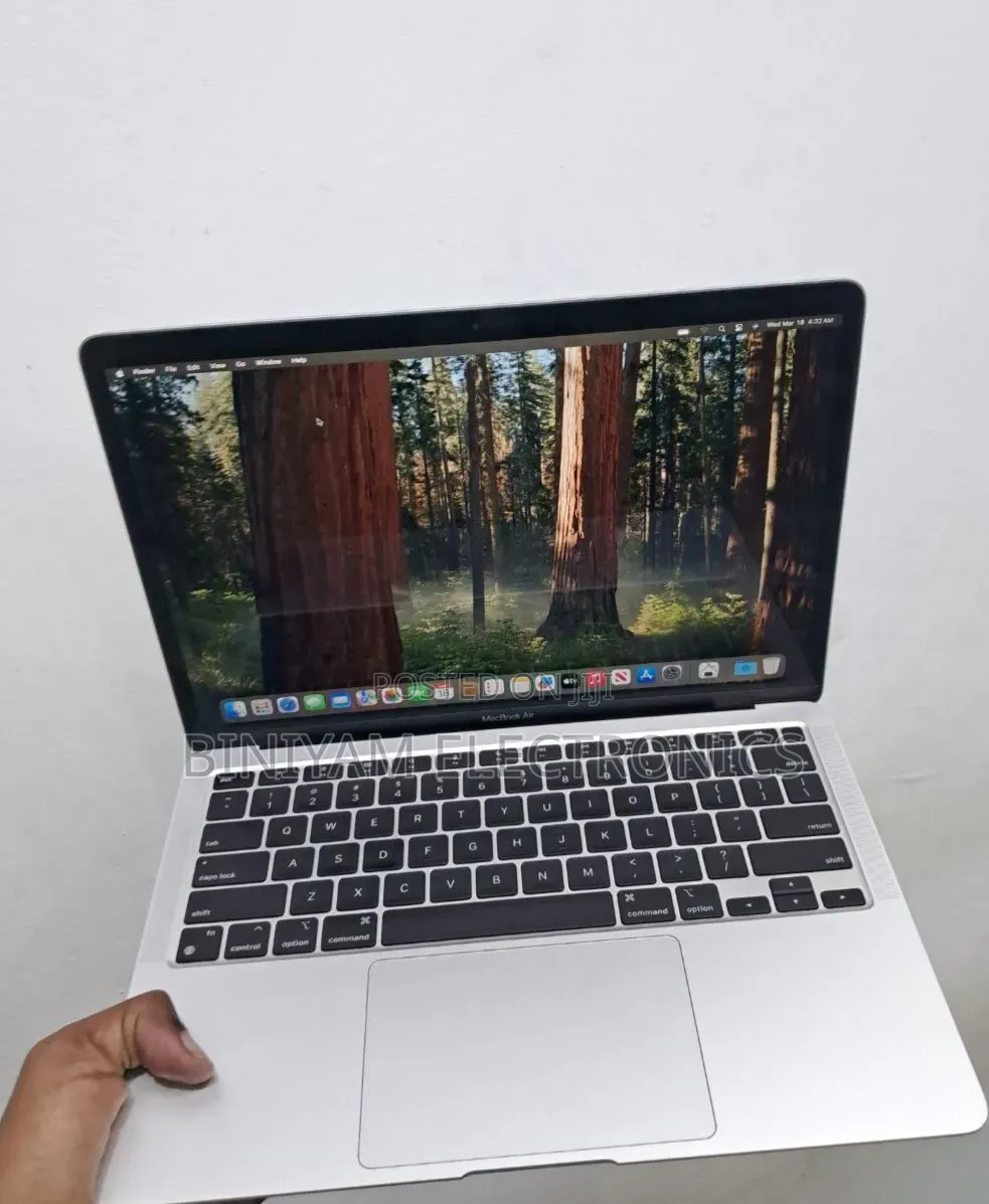 New Laptop Apple MacBook Air 2020 M1 16GB Apple M1 SSD 512GB