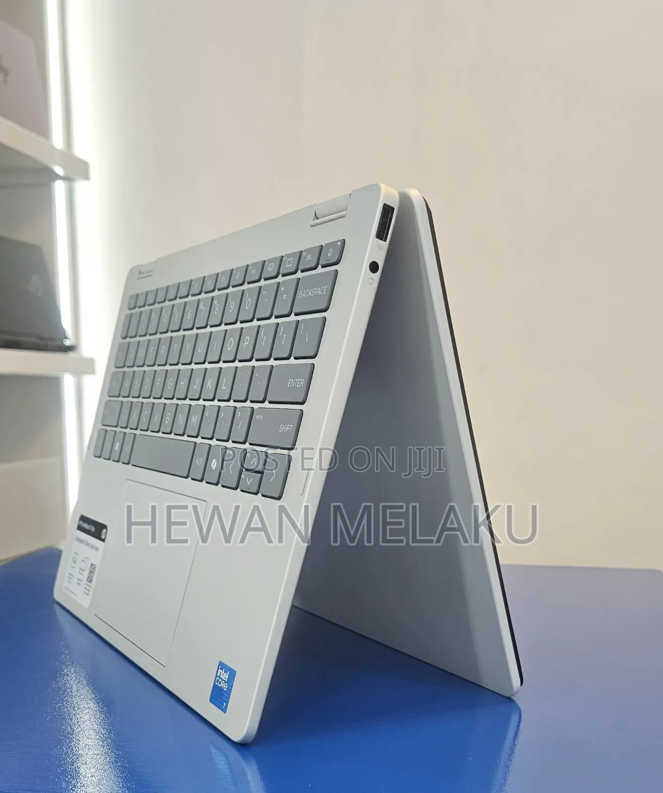 New Laptop HP OmniBook 5 Flip 14-fp0023dx 16GB Intel Core 7 SSD 512GB
