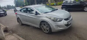 Hyundai Elantra 2013 Silver
