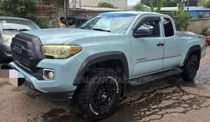 Toyota Tacoma 2020 Gray