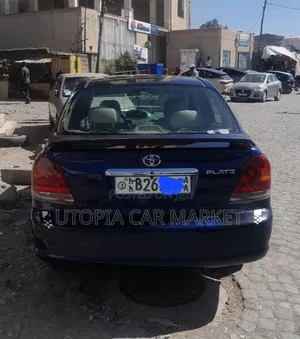 Toyota Platz 2005