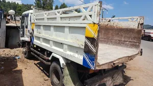በአስቸኳይ የሚሸጥ ገልበጭ መኪና