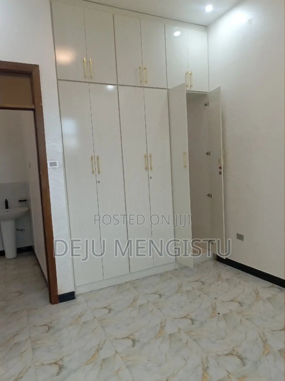 Furnished 4bdrm Villa in ለገጣፎ, Yeka for sale