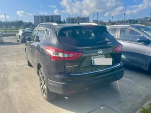 Nissan Qashqai 2017 Black