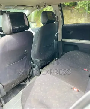 Toyota Yaris 2010 Silver