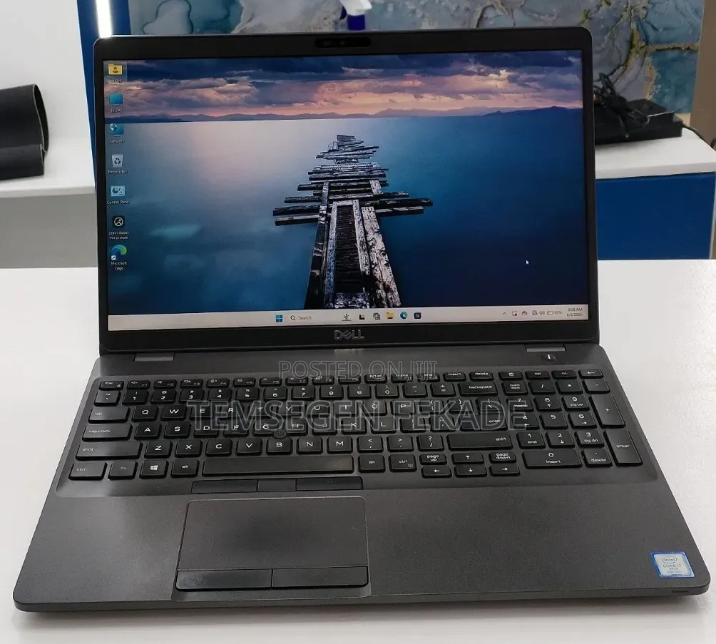 New Laptop Dell Precision 3541 16GB Intel Core i7 SSD 512GB