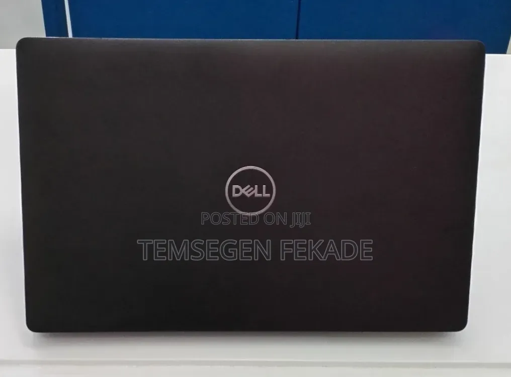 New Laptop Dell Precision 3541 16GB Intel Core i7 SSD 512GB