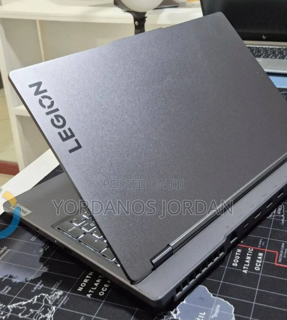 New Laptop Lenovo Legion 5 16GB AMD Ryzen 7 SSD 512GB