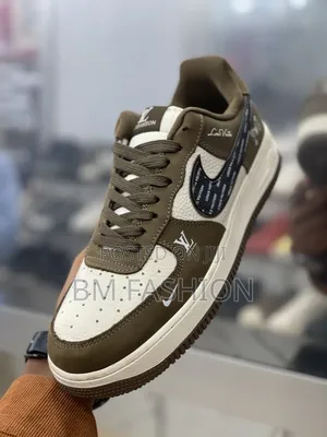 Nike Air Force 1 (Iconic Heritage)