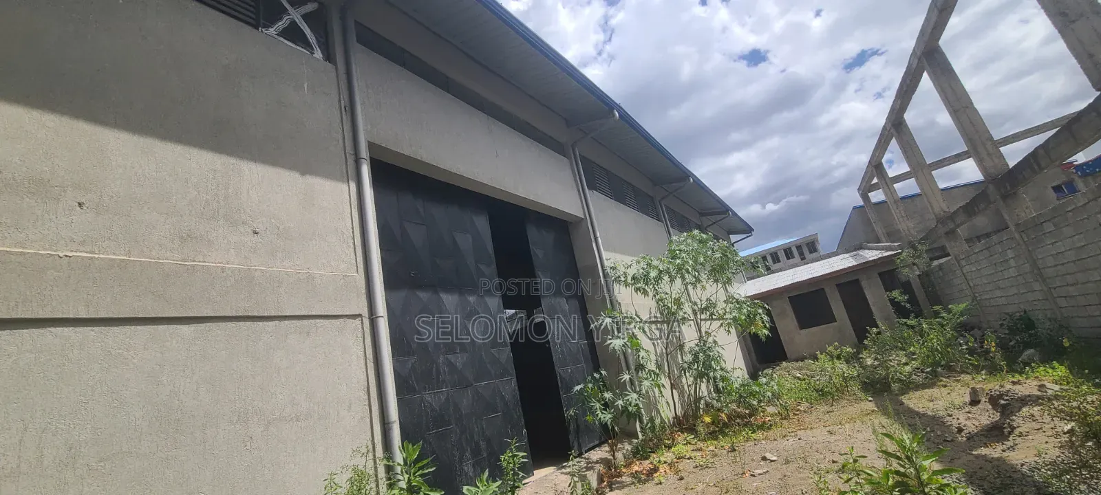 Warehouse for Rent, Quality 630, With Lighting