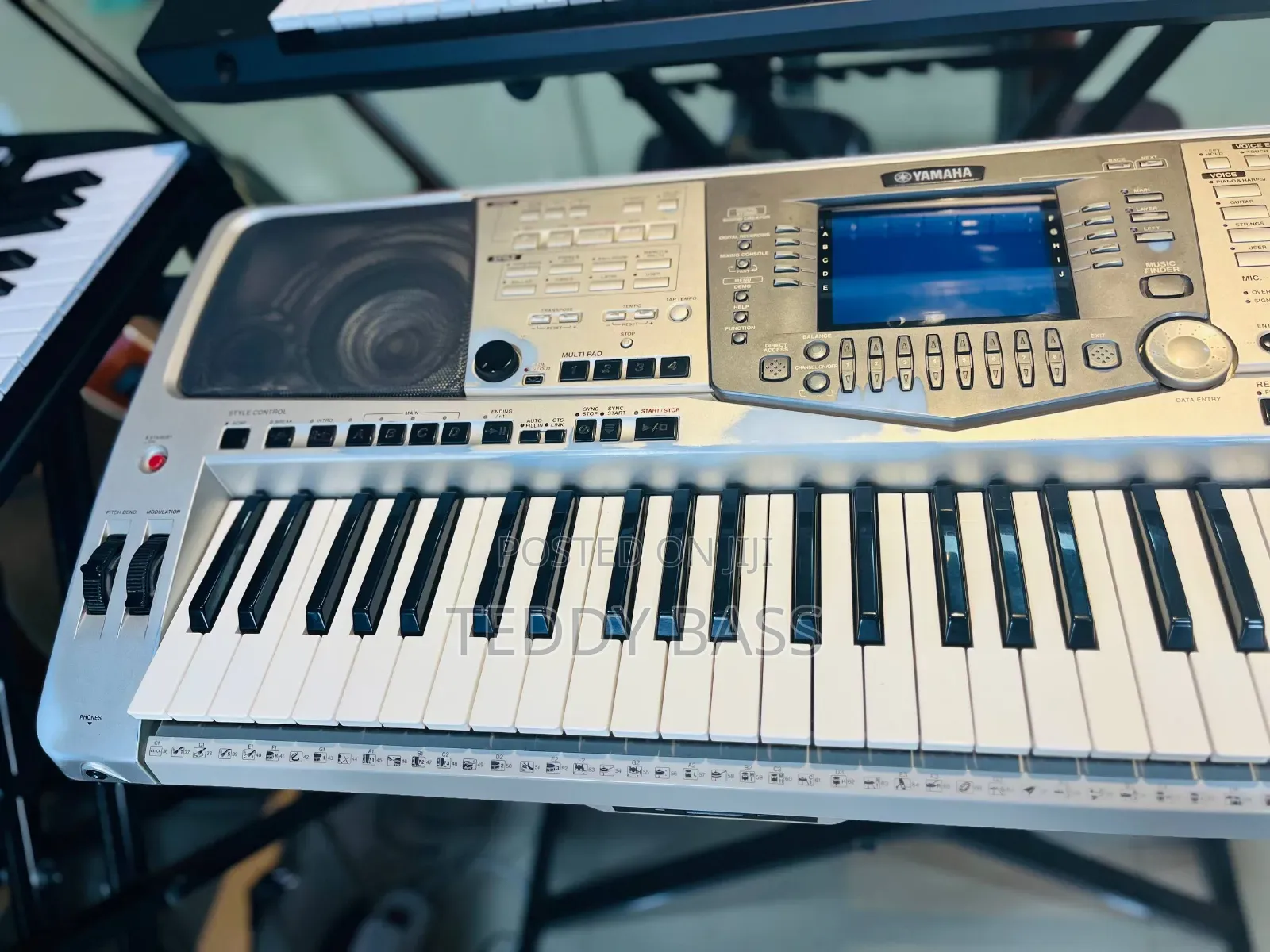 Yamaha 2000