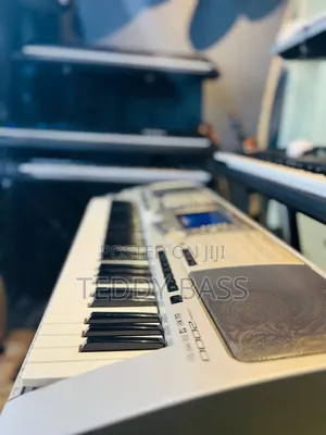 Yamaha 2000