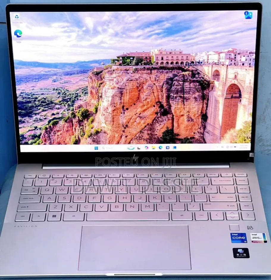 New Laptop HP 16GB Intel Core i5 SSD 1T
