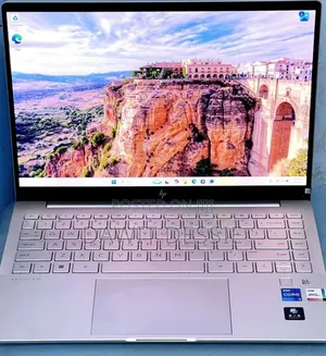 New Laptop HP 16GB Intel Core i5 SSD 1T