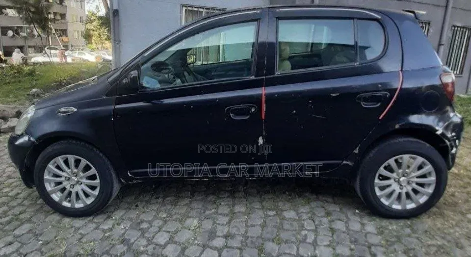 Toyota Vitz 1999
