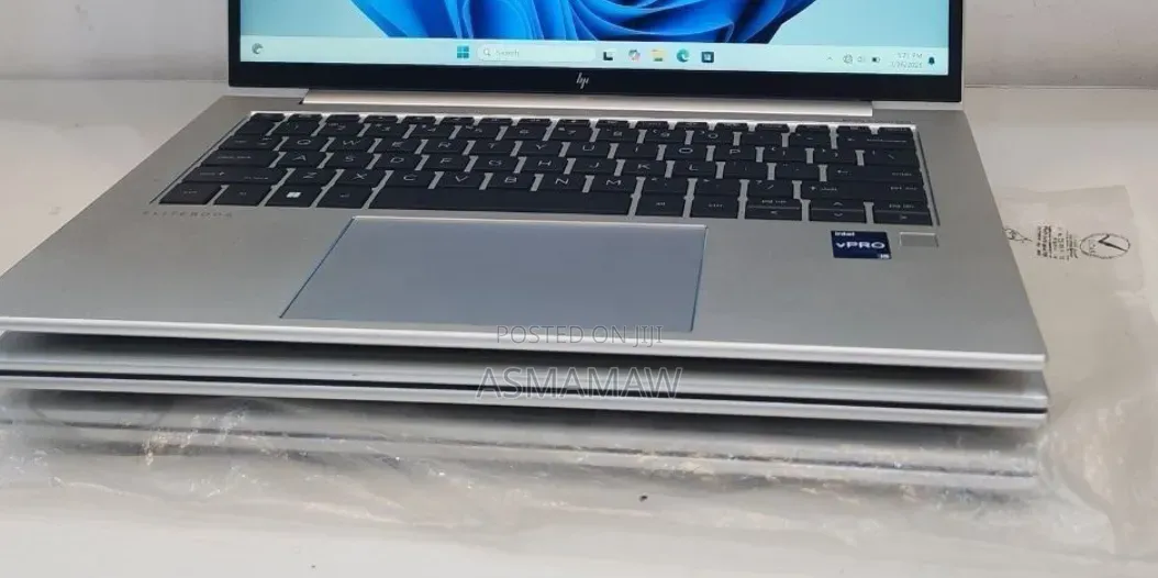 New Laptop HP EliteBook 840 16GB Intel Core i5 SSD 512GB