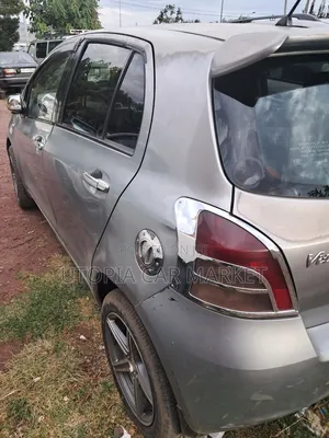 Toyota Yaris 2006