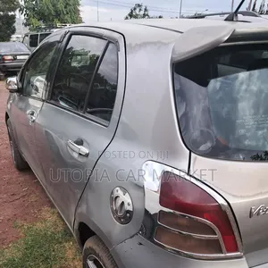 Toyota Yaris 2006