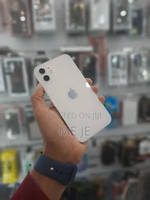 Apple iPhone 12 64 GB