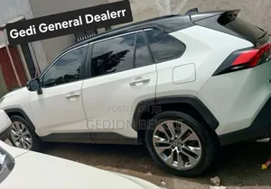 Toyota RAV4 2020 White