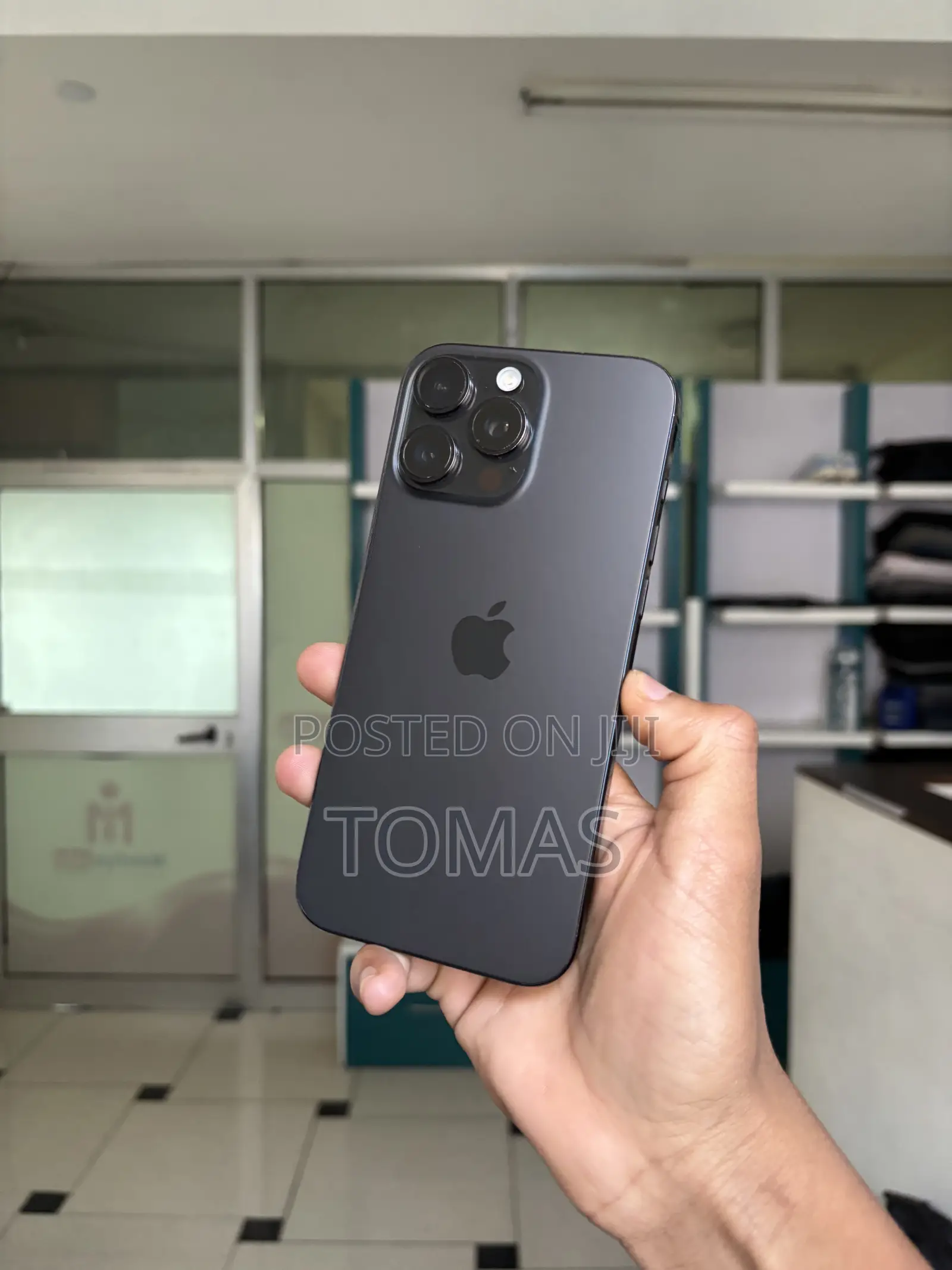 New Apple iPhone 16 Pro Max 256 GB Black