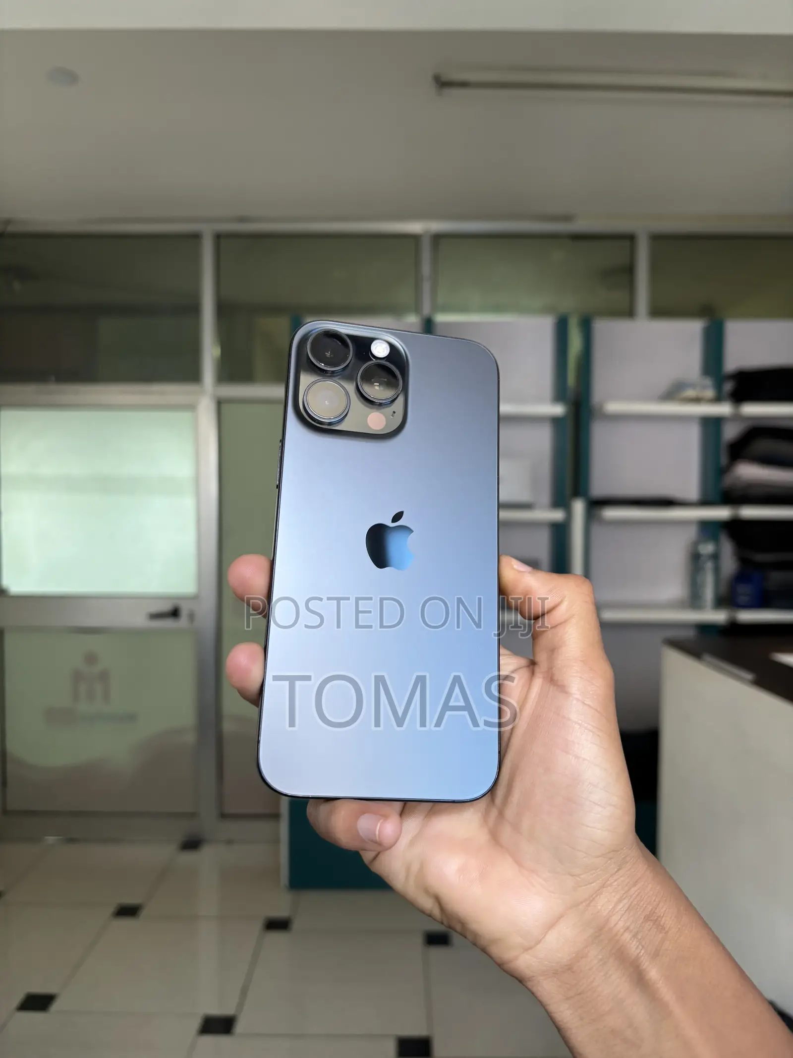 New Apple iPhone 16 Pro Max 256 GB Black