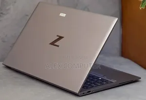 New Laptop HP ZBook Firefly 15 G7 16GB Intel Core i7 SSD 512GB