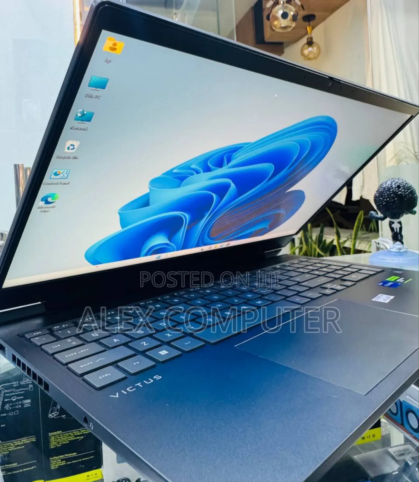 New Laptop HP Victus 15 16GB Intel Core i7 SSD 1T