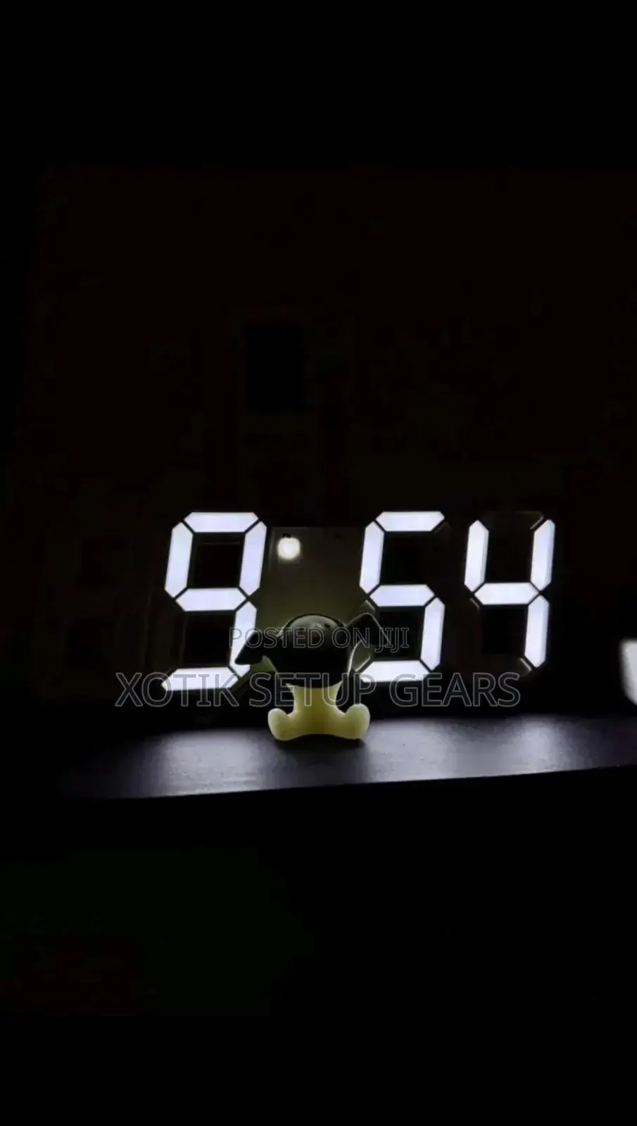 White Digital Clock for Home and Setup