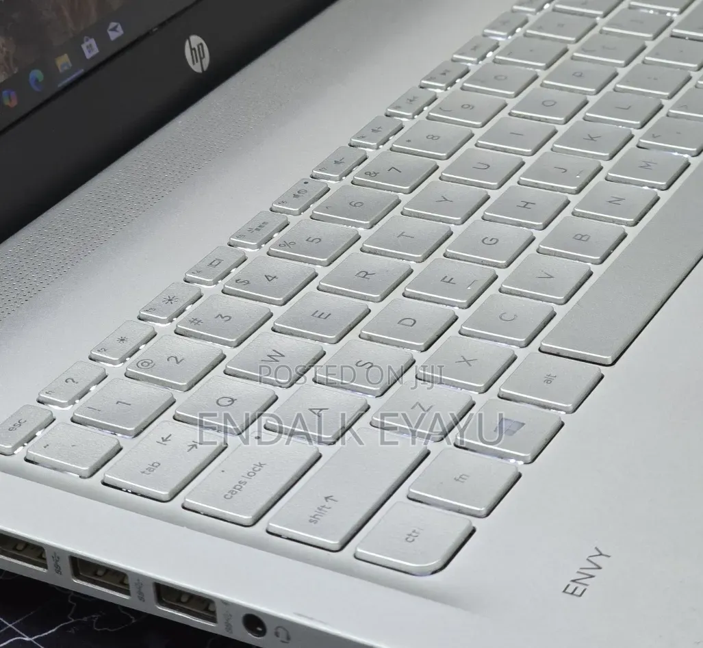 New Laptop HP Envy 4 12GB Intel Core i5 HDD+SSD 128GB