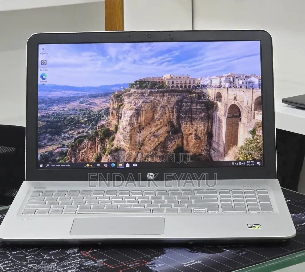 New Laptop HP Envy 4 12GB Intel Core i5 HDD+SSD 128GB