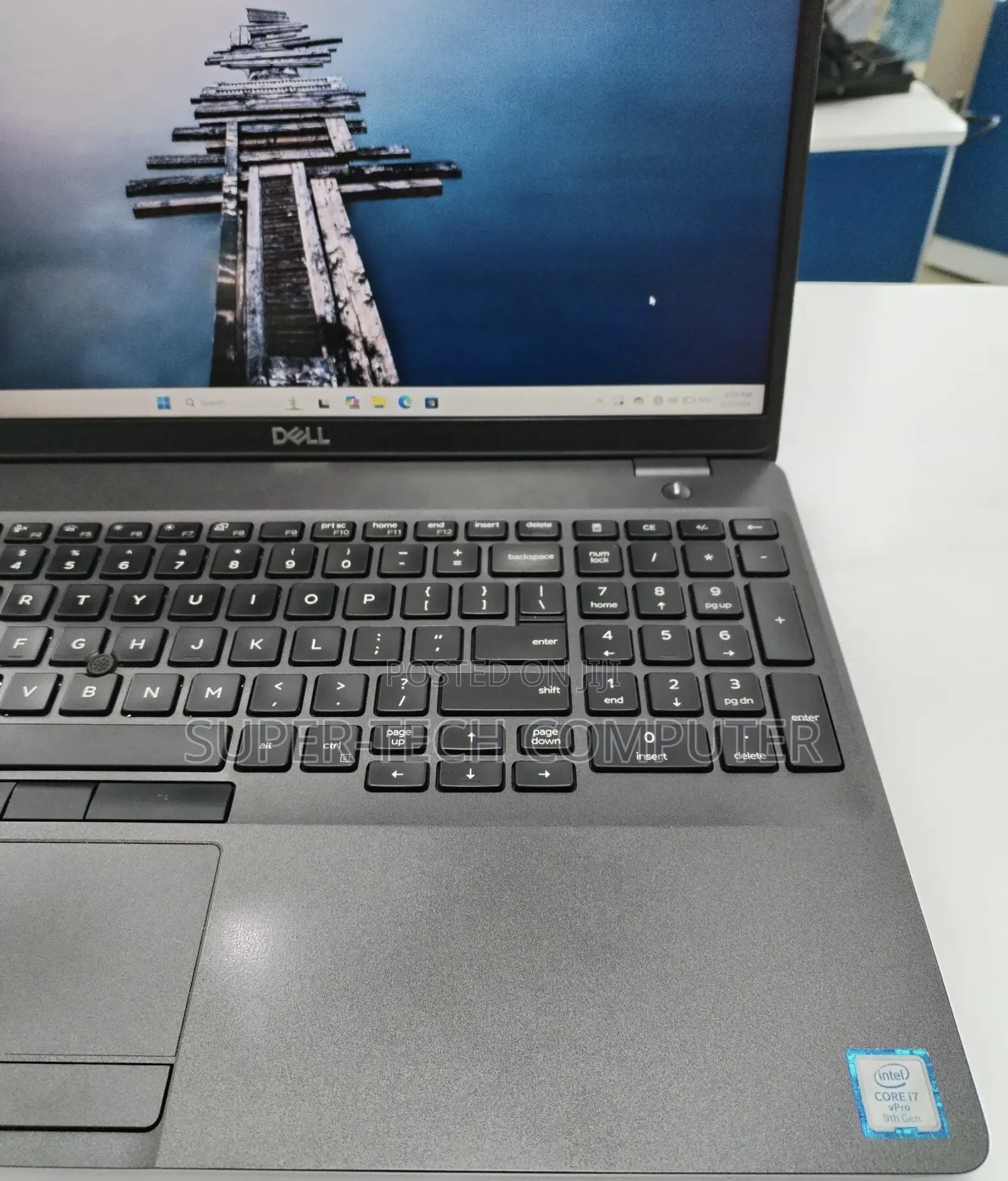 New Laptop Dell Precision 15 3541 16GB Intel Core i7 SSD 512GB