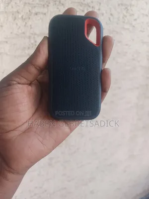 Sandisk 2tb Portable SSD Harddrive