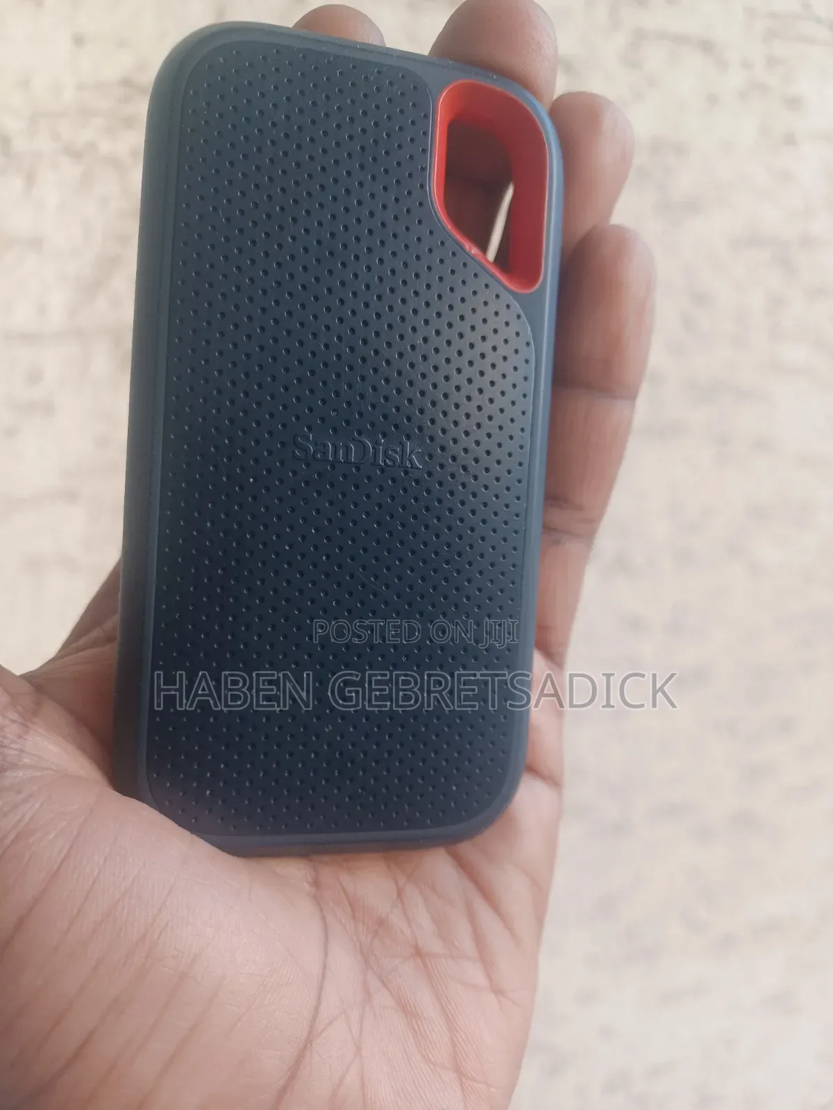 Sandisk 2tb Portable SSD Harddrive