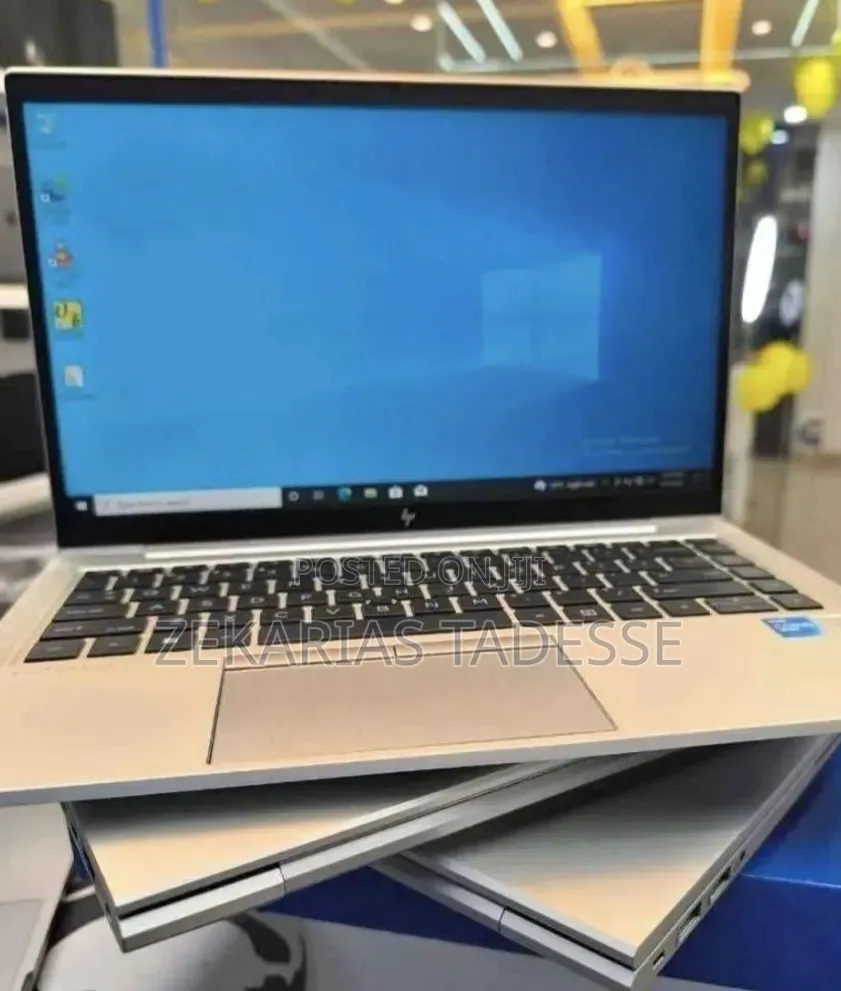 New Laptop HP EliteBook 830 G8 16GB Intel Core i7 SSD 512GB