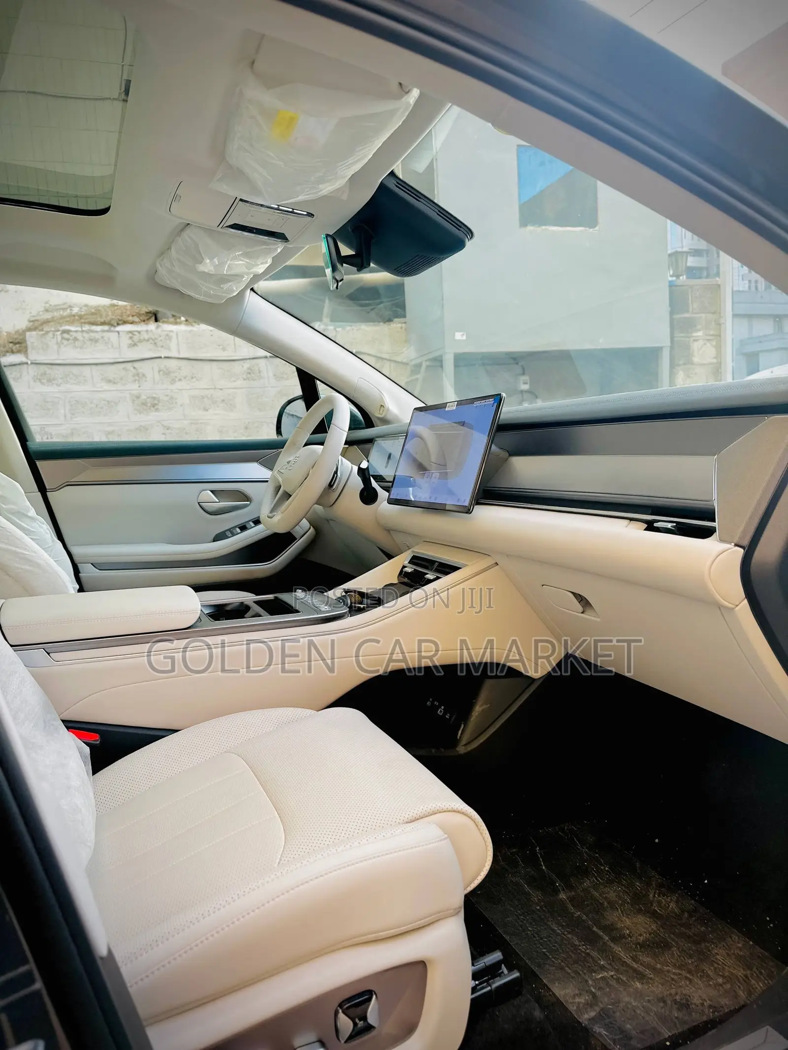 New BYD Tang DM-i 2025 Silver