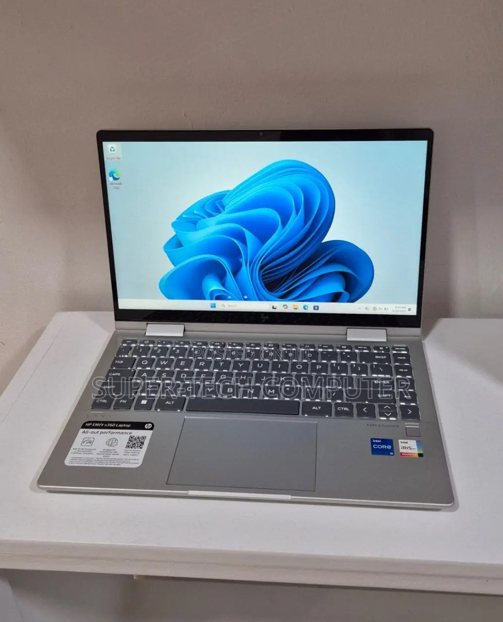 New Laptop HP Envy X360 8GB Intel Core i5 SSD 512GB