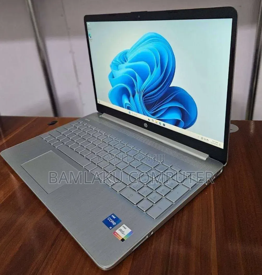 New Laptop HP Stream Notebook 8GB Intel Core i5 SSD 256GB