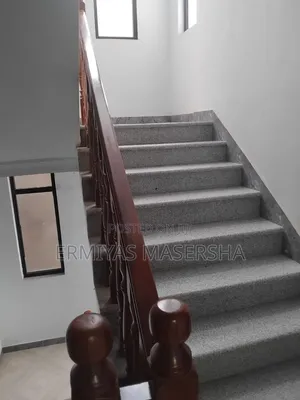 Furnished 7bdrm House in Yeka for sale