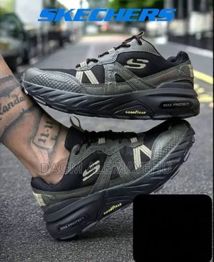 Skechers Max Protector