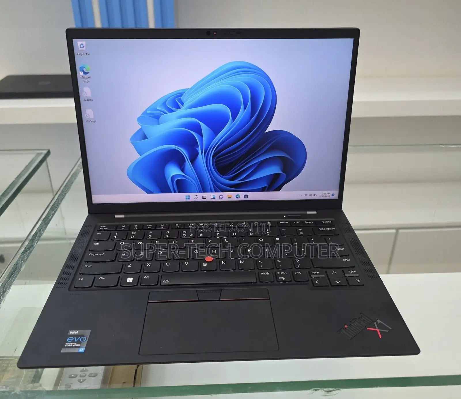 New Laptop Lenovo ThinkPad X1 Carbon 16GB Intel Core i7 SSD 512GB