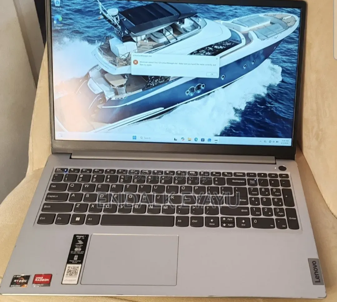 New Laptop Lenovo IdeaPad 1 8GB AMD Ryzen 7 SSD 512GB