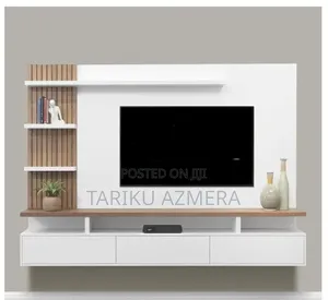ቆንጆ ቆንጆ T Stand